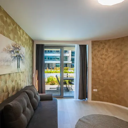 Myflat Wave Garden Апартаменты